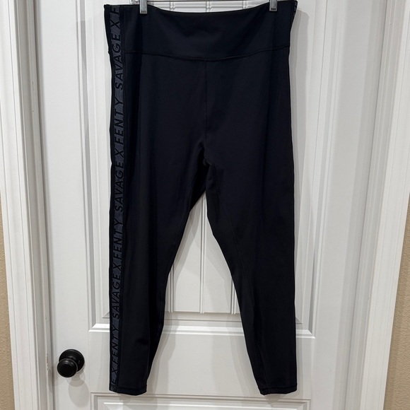 NWOT Savage X Fenty Midnight Black Logo Leggings - Picture 2 of 5